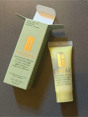 🆕Clinique Dramatically Different Moisturizing Gel - 0.5 Oz TSA Friendly 🆓 W/ $25